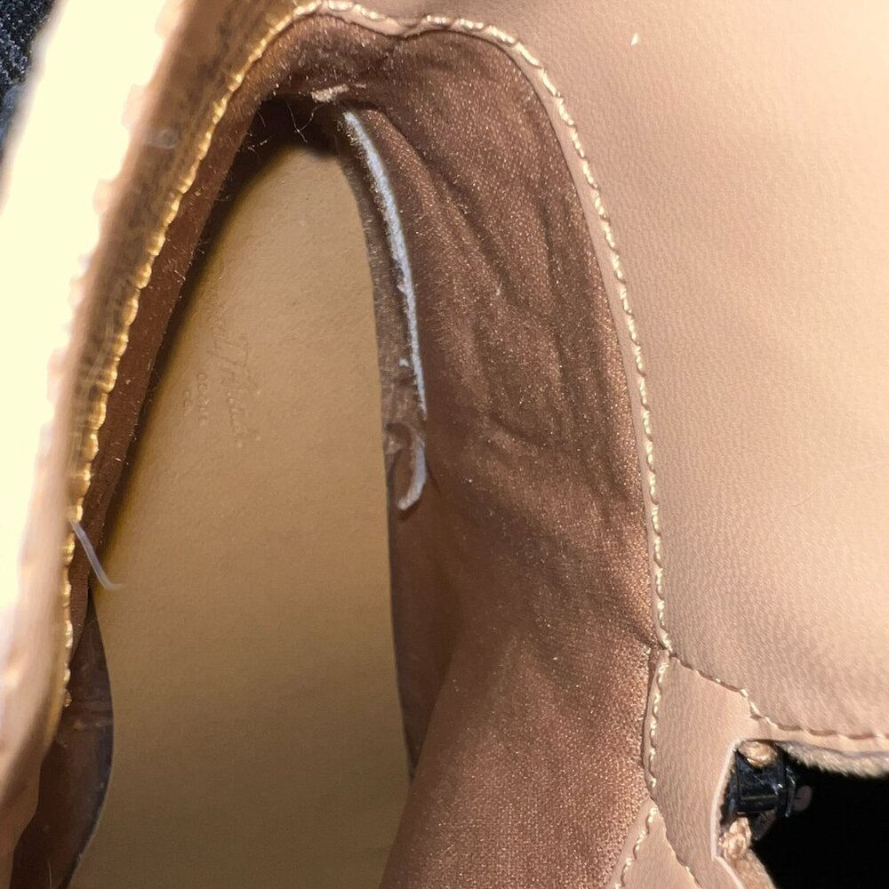 Universal Threads - image 6